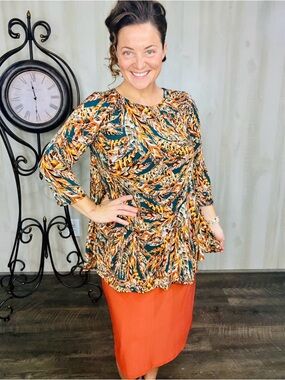 EUC The Kings Daughter feather print lightweight blouse size XL Jewel Tones -D